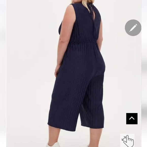 Torrid 2x Navy Pleated Knit Surplice Drawstring Culotte Jumpsuit - Picture 2 of 5